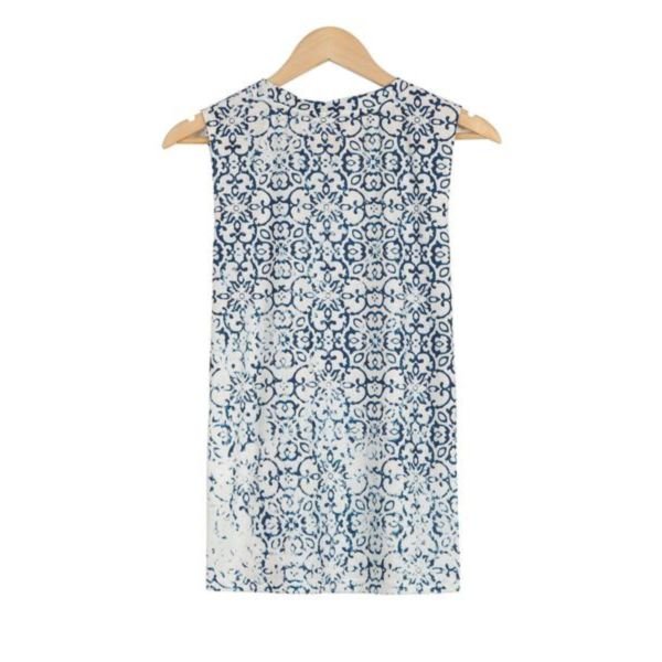 RPrint Round Neck Sleeveless Top